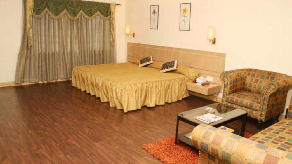 Vishwaratna Hotel Γουβαχάτι Εξωτερικό φωτογραφία