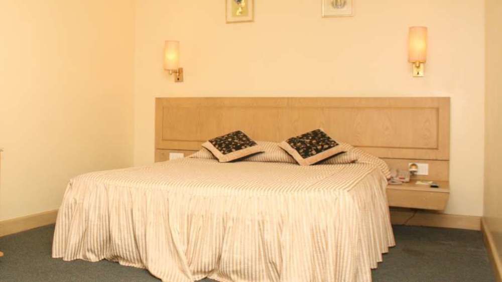 Vishwaratna Hotel Γουβαχάτι Εξωτερικό φωτογραφία