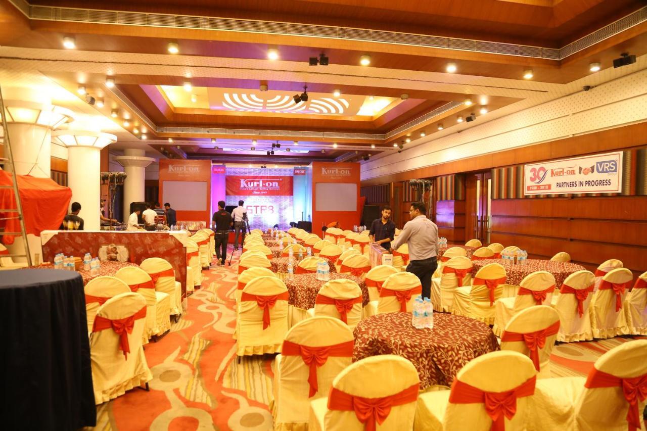 Vishwaratna Hotel Γουβαχάτι Εξωτερικό φωτογραφία
