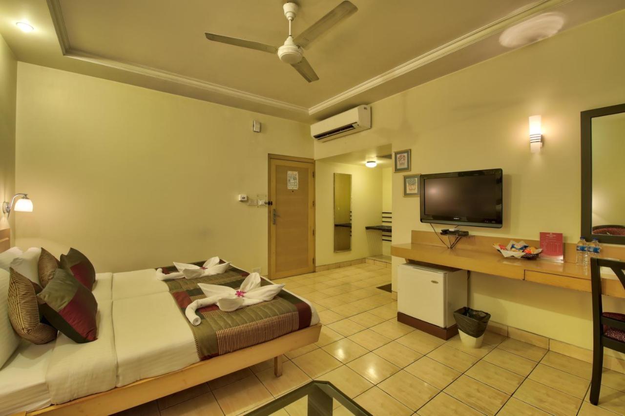 Vishwaratna Hotel Γουβαχάτι Εξωτερικό φωτογραφία